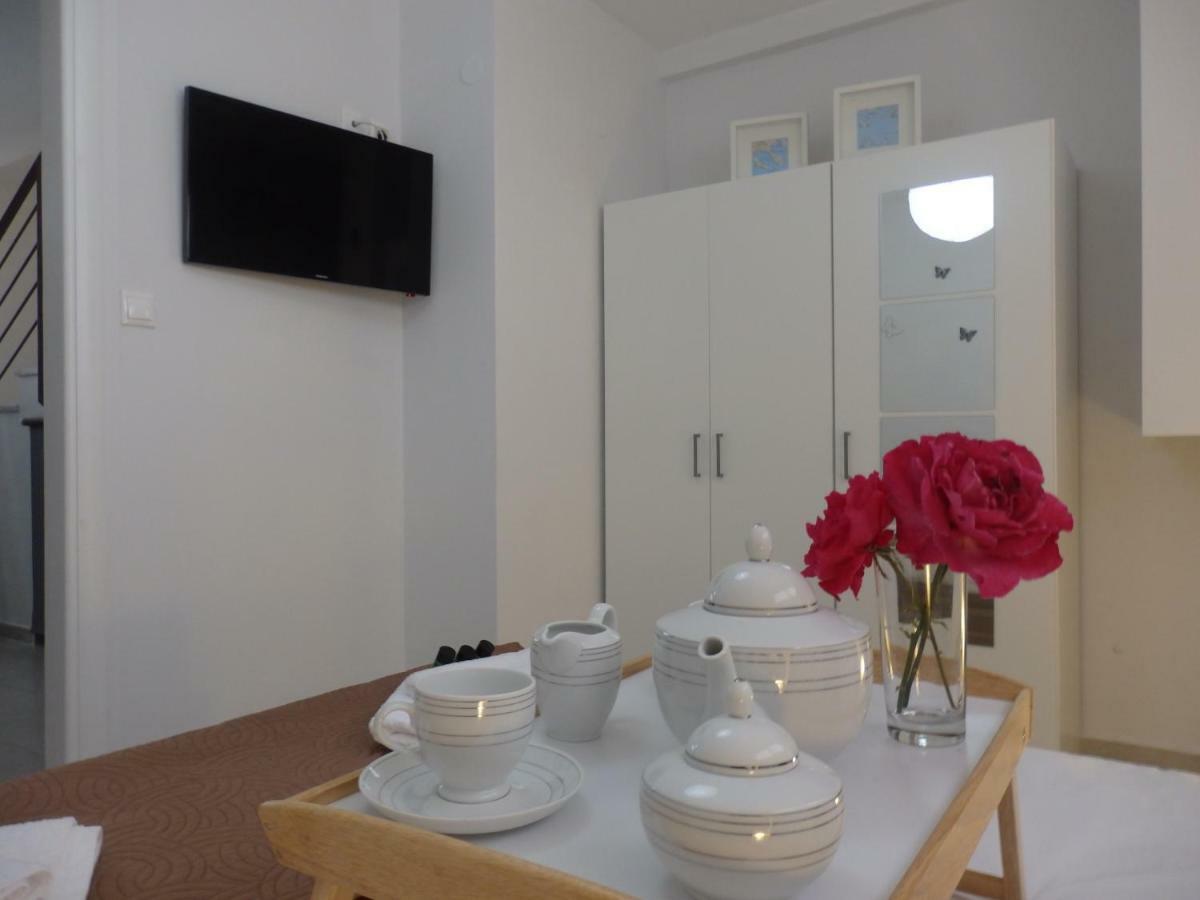 Nikiti Maisonette On The Beach By Luxlikehome นิกิติ ภายนอก รูปภาพ