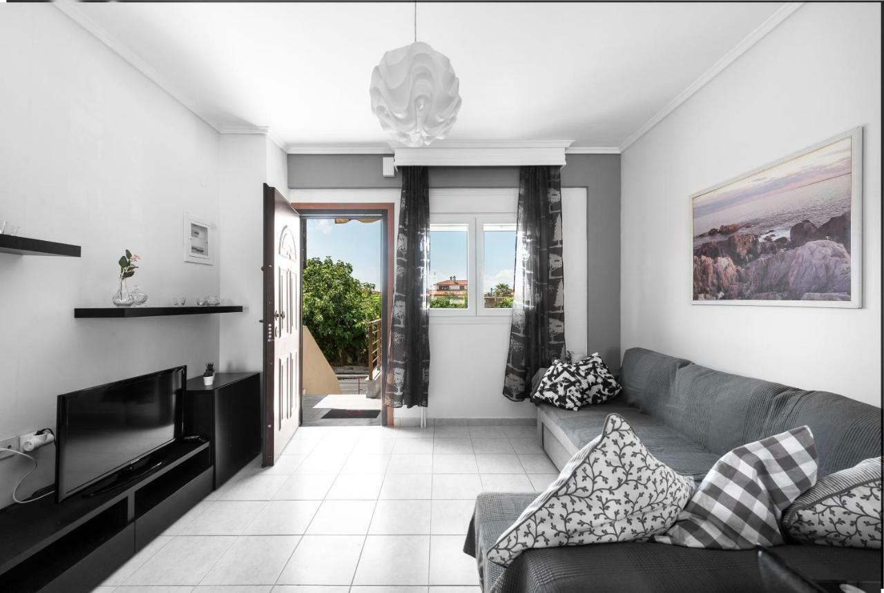 Nikiti Maisonette On The Beach By Luxlikehome นิกิติ ภายนอก รูปภาพ
