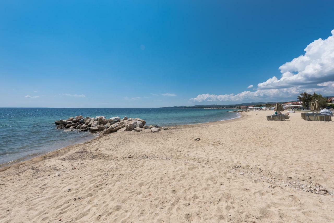 Nikiti Maisonette On The Beach By Luxlikehome นิกิติ ภายนอก รูปภาพ