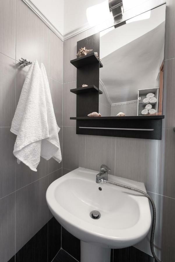 Nikiti Maisonette On The Beach By Luxlikehome นิกิติ ภายนอก รูปภาพ