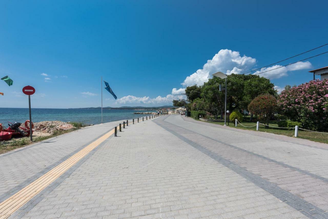 Nikiti Maisonette On The Beach By Luxlikehome นิกิติ ภายนอก รูปภาพ