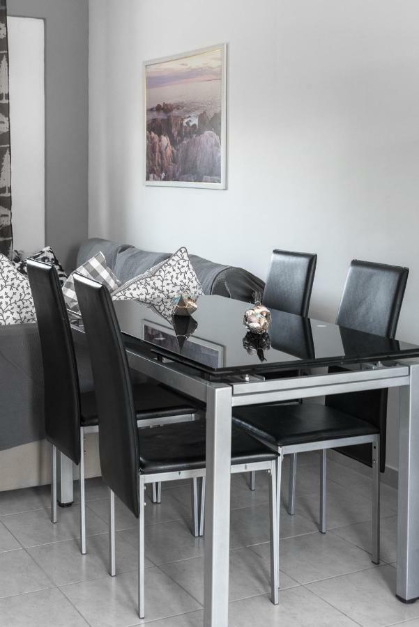 Nikiti Maisonette On The Beach By Luxlikehome นิกิติ ภายนอก รูปภาพ